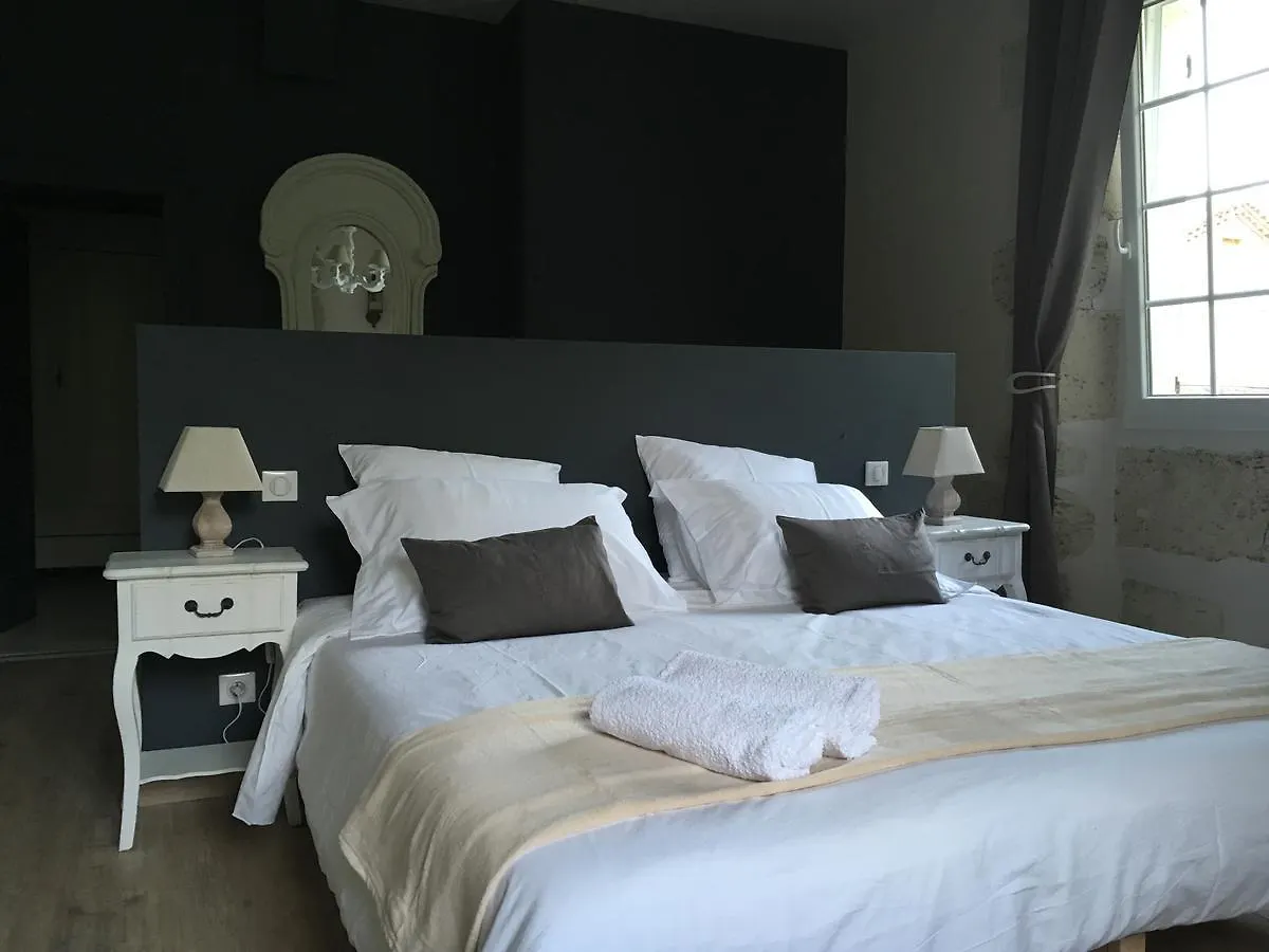Guest house Moulin De Jouenery Et Spa Brassac