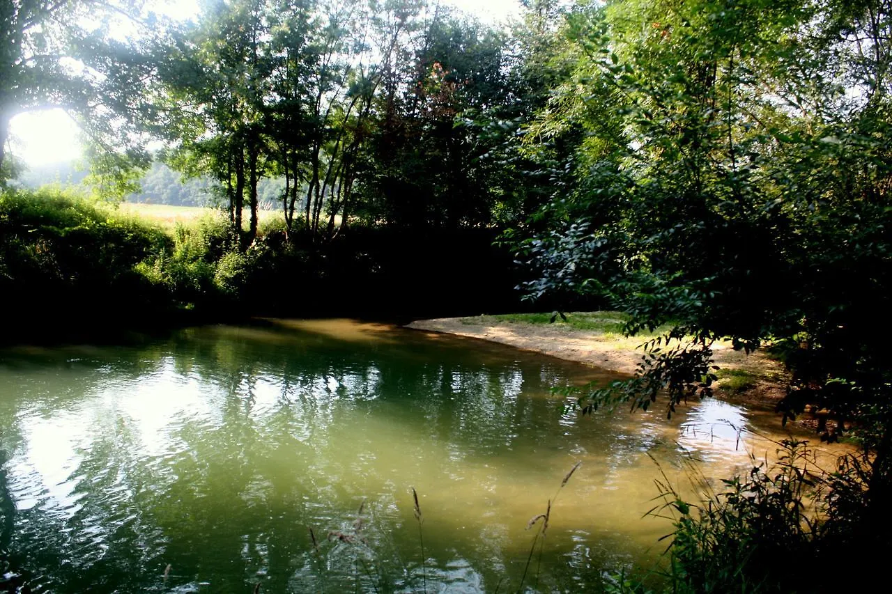 Moulin De Jouenery Et Spa Brassac  Guest house Brassac (Tarn-et-Garonne)